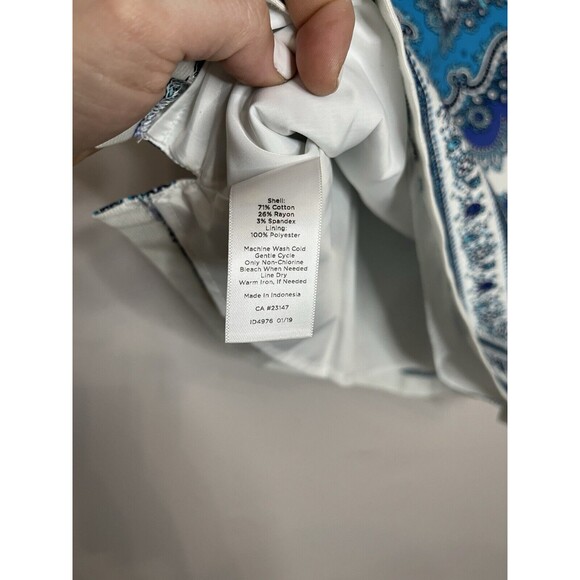 RSVP by Talbots Top womens 6p sleeveless vneck blue white Side Zip Paisly Print - Picture 6 of 9